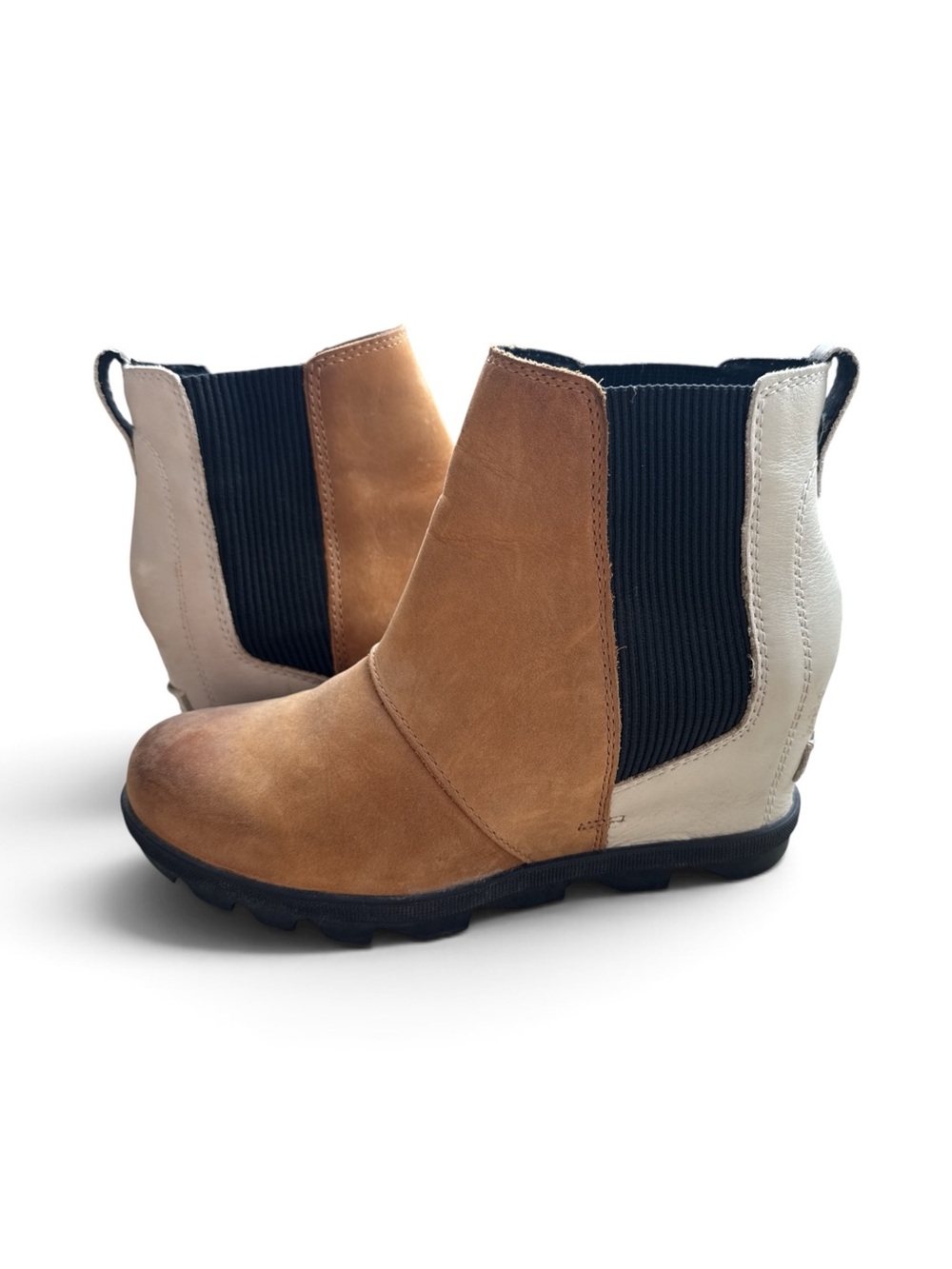Sorel Joan of Arctic Two-Tone wedge boots